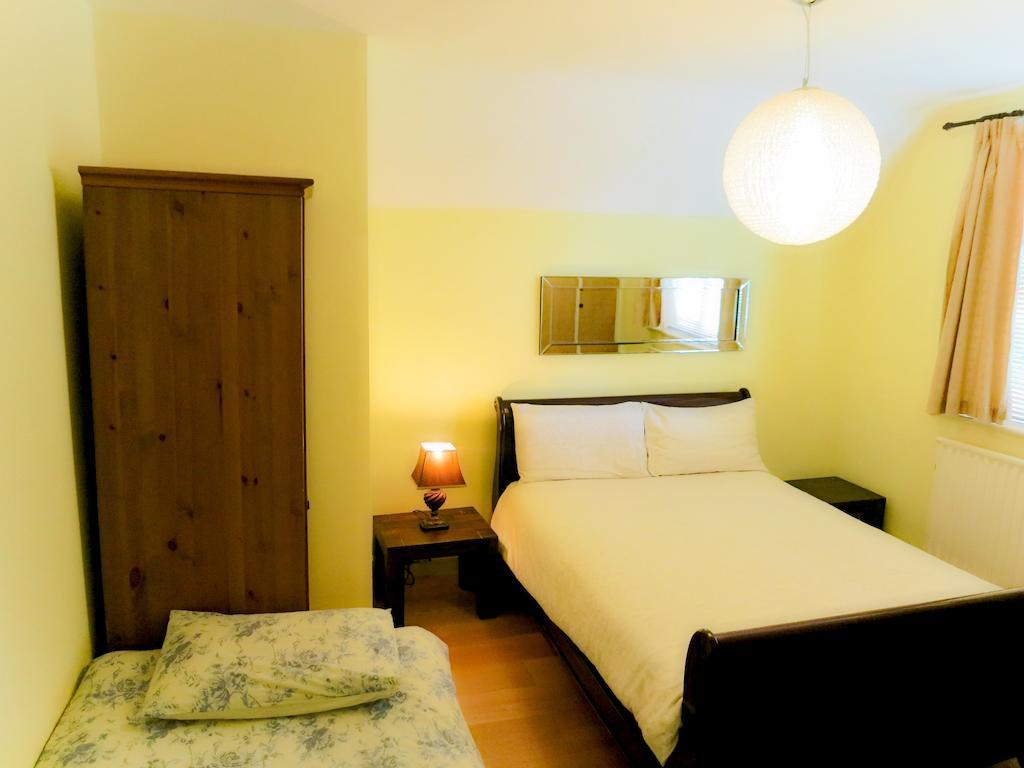 Angel View Bed & Breakfast Guildford Oda fotoğraf