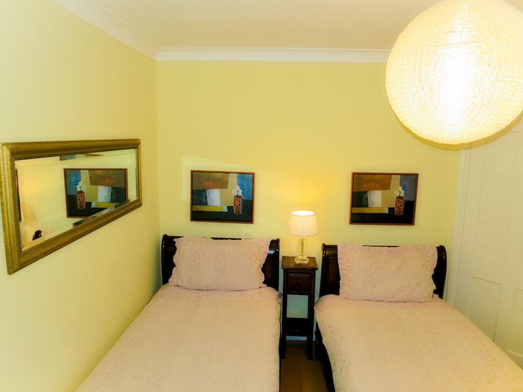 Angel View Bed & Breakfast Guildford Oda fotoğraf
