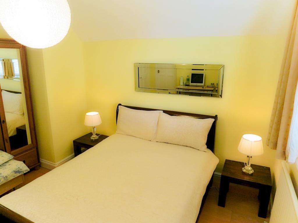 Angel View Bed & Breakfast Guildford Oda fotoğraf